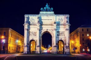 Celebrate St. Patrick's Day 2017 in Munich - AssistAnt