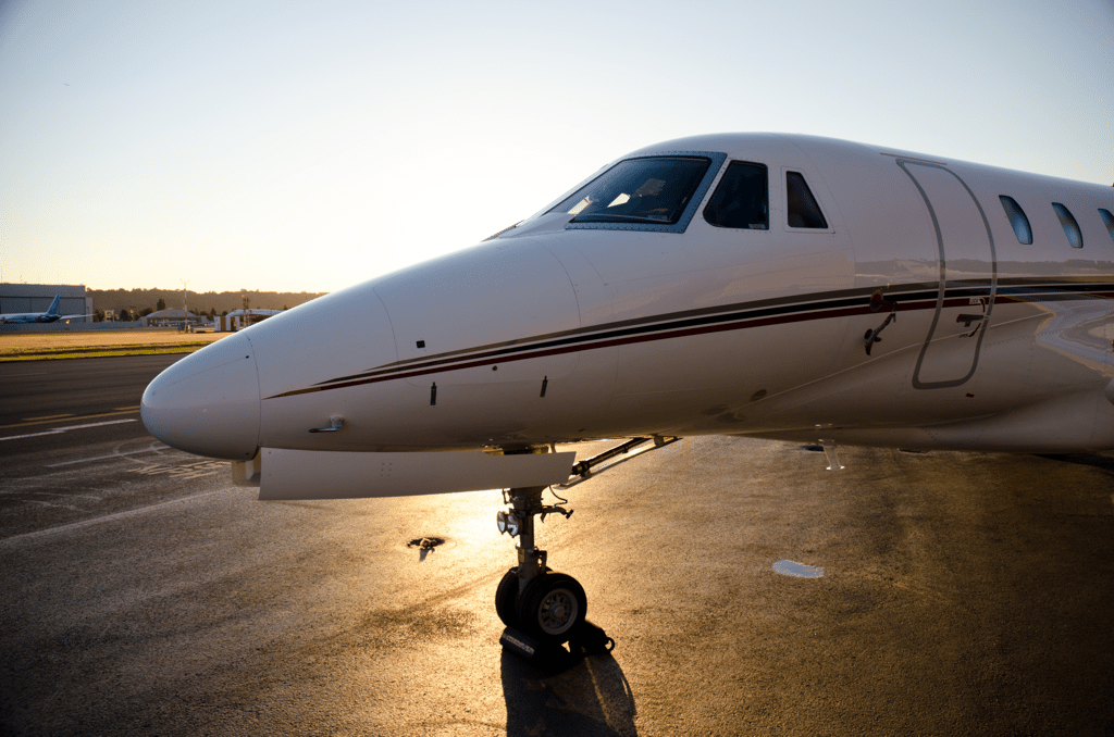 Charter a Jet - AssistAnt