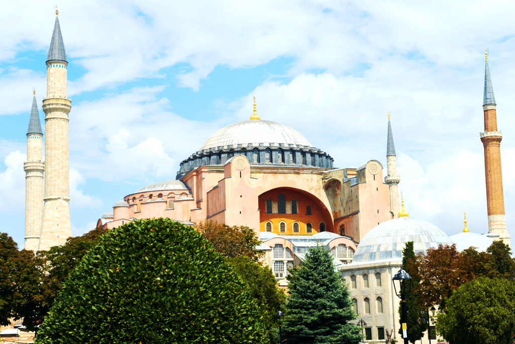 Visit Turkey Aya Sofya - AssistAnt Travel