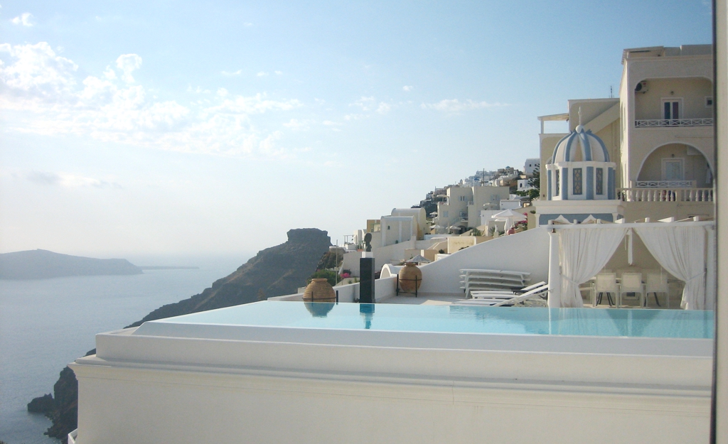 Luxury Resorts Santorini Greece - AssistAnt Travel