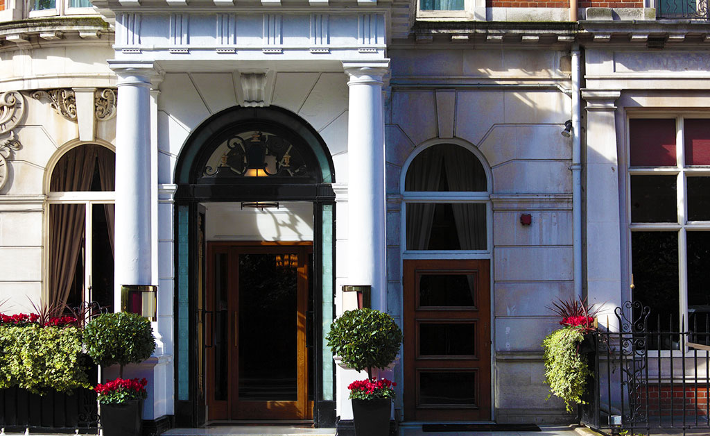 Can-You-Help-Me-Find-A-Luxury-Hotel-In-London-ASA