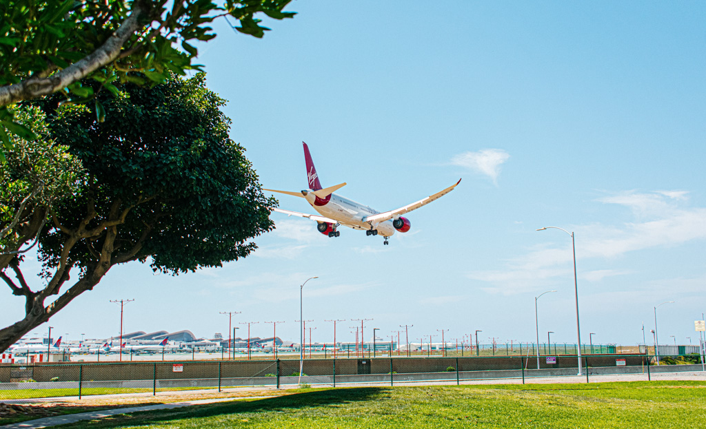 LAX VIP Service